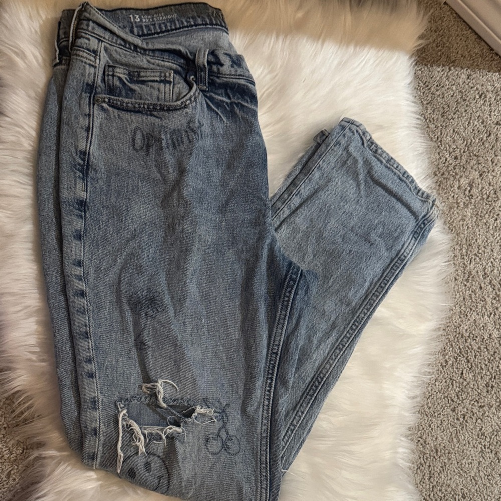 Arizona Jean Company Light Blue Distressed Boyfriend Jeans